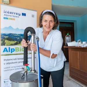 Jana Bergant foto DEMO Studio